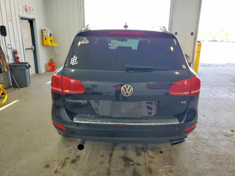 2013 VOLKSWAGEN TOUAREG V6  