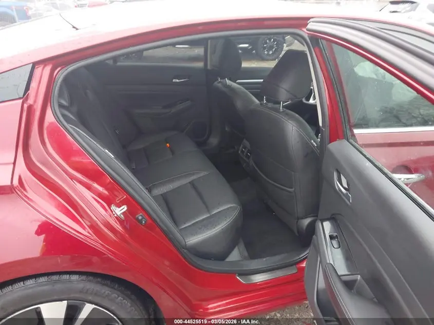 2022 NISSAN ALTIMA SL FWD
