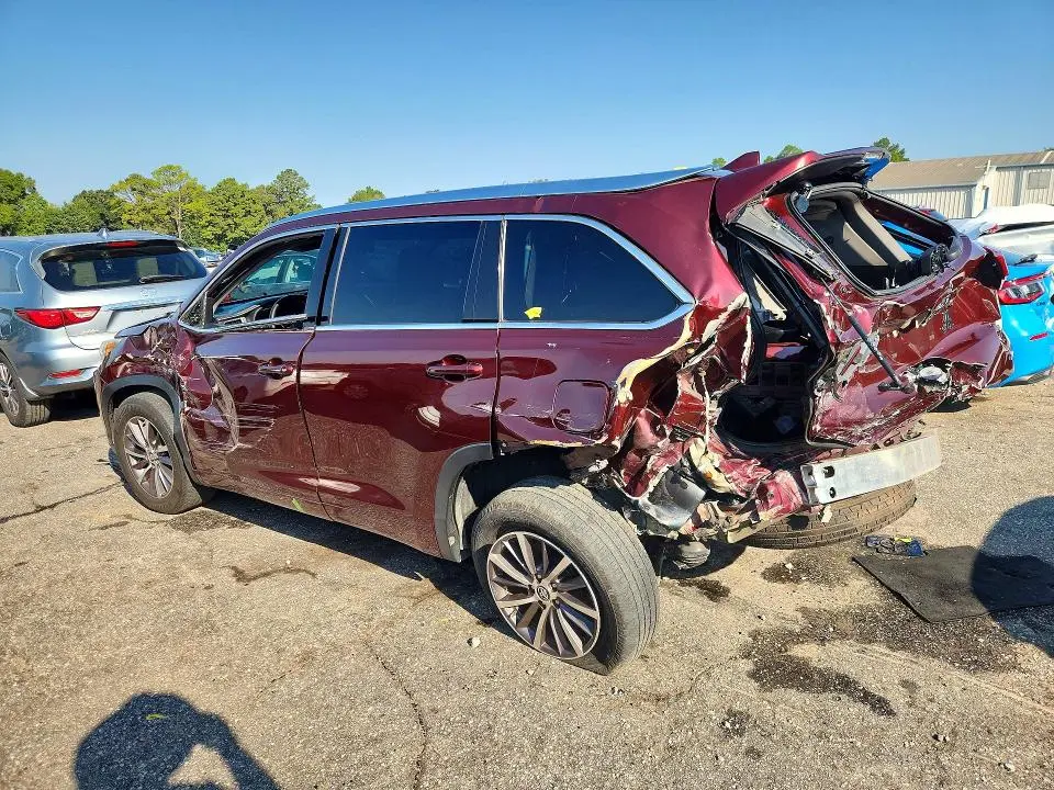 2018 TOYOTA HIGHLANDER XLE  