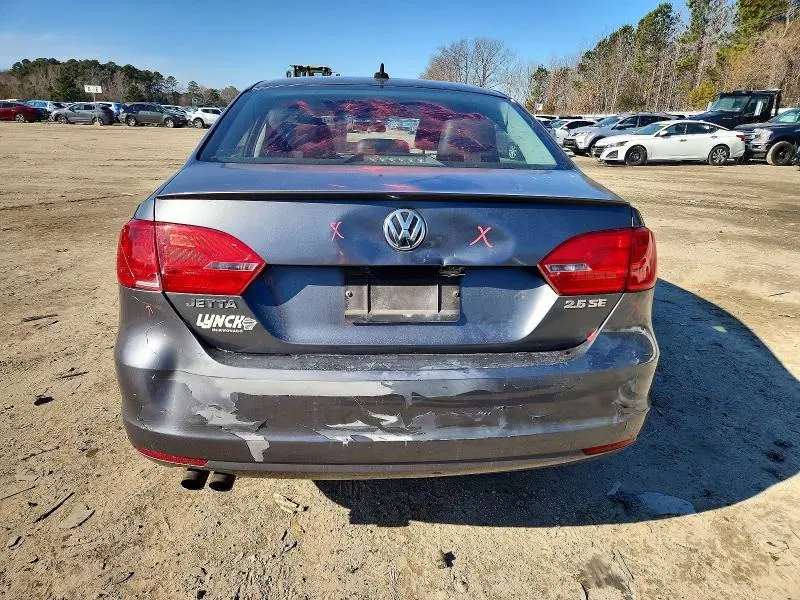 2012 VOLKSWAGEN JETTA SE  