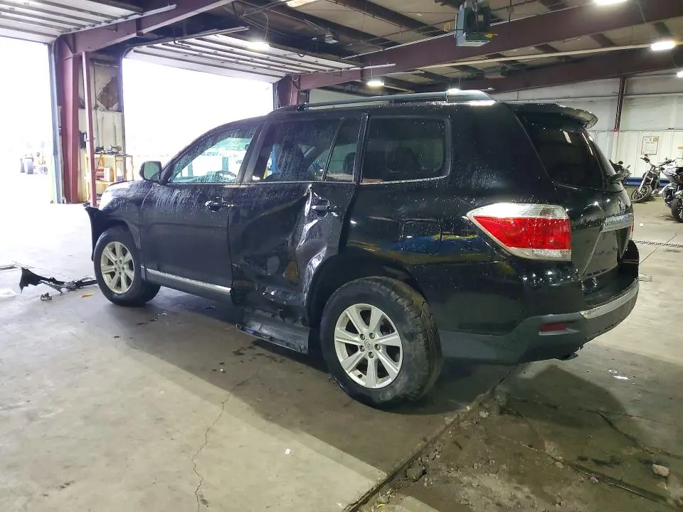 2013 TOYOTA HIGHLANDER PLUS  
