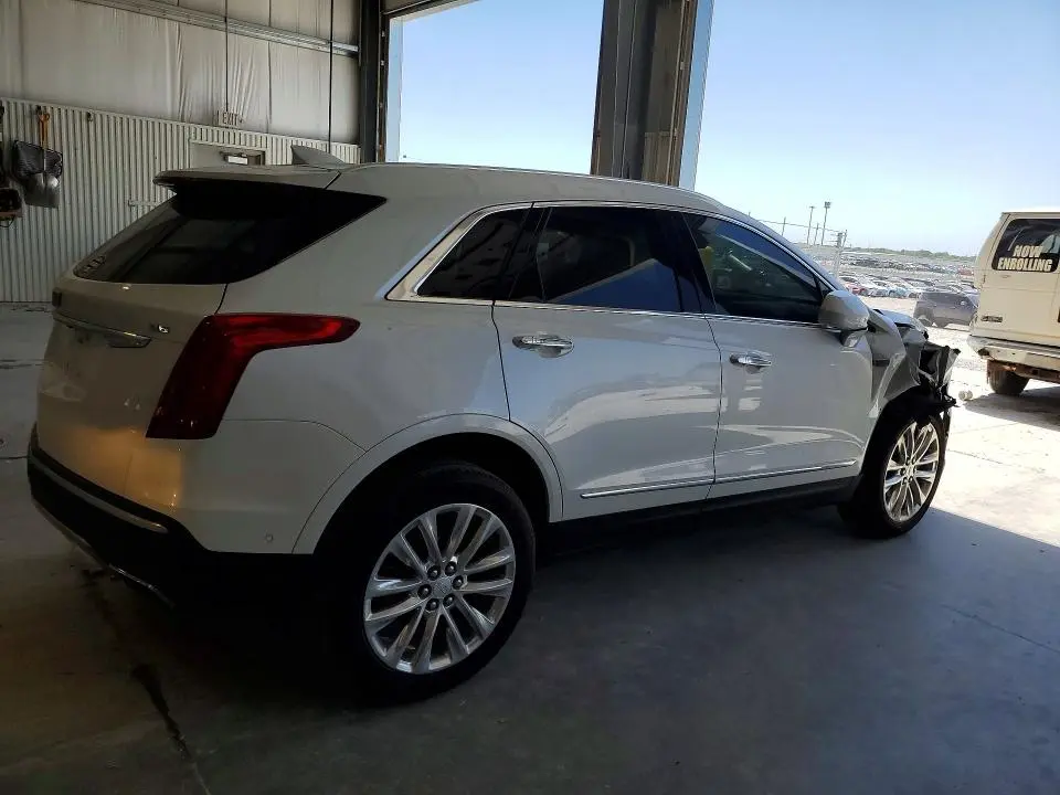 2017 CADILLAC XT5 PLATINUM  