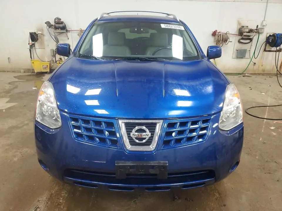 2010 NISSAN ROGUE S  