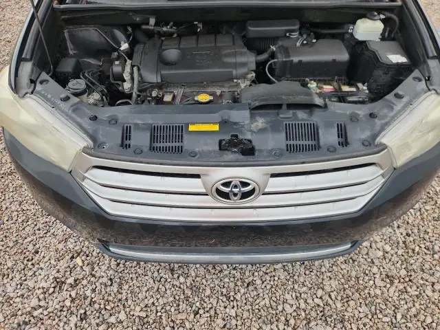 2012 TOYOTA HIGHLANDER BASE  