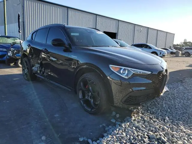 2022 ALFA ROMEO STELVIO TI  