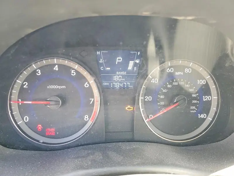 2013 HYUNDAI ACCENT GLS  