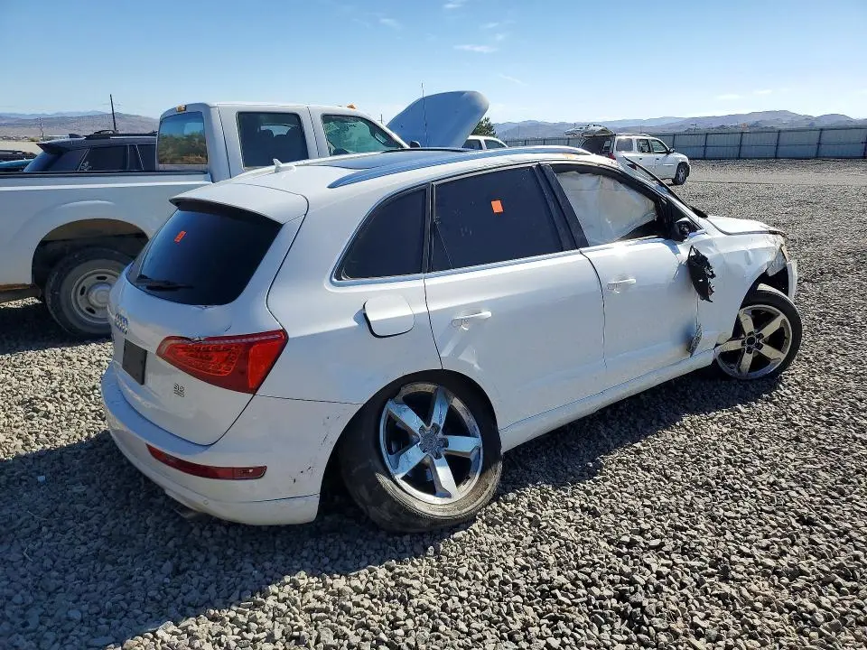 2010 AUDI Q5 PREMIUM PLUS  
