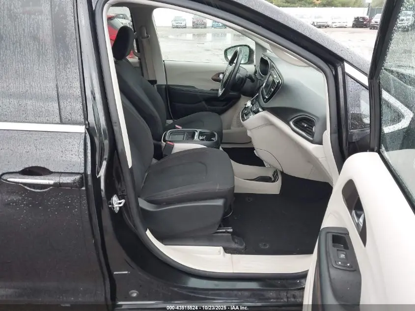 2019 CHRYSLER PACIFICA TOURING PLUS