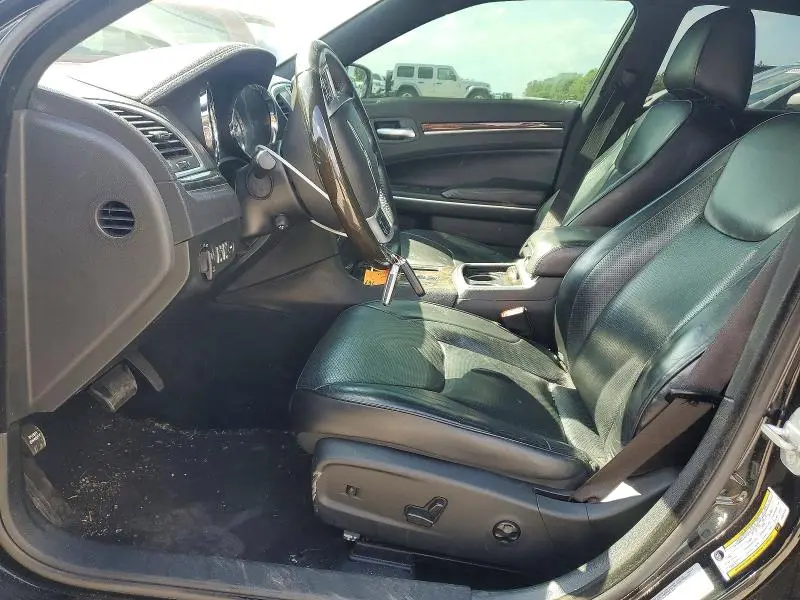 2014 CHRYSLER 300C   