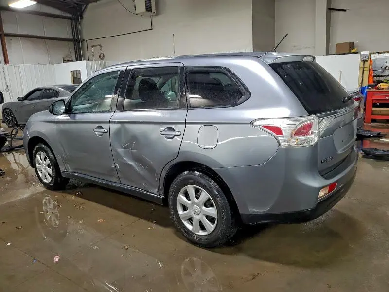 2014 MITSUBISHI OUTLANDER ES  