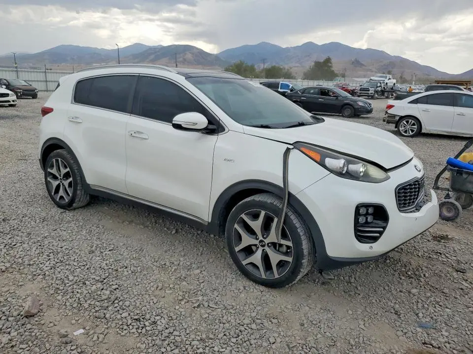 2017 KIA SPORTAGE SX  