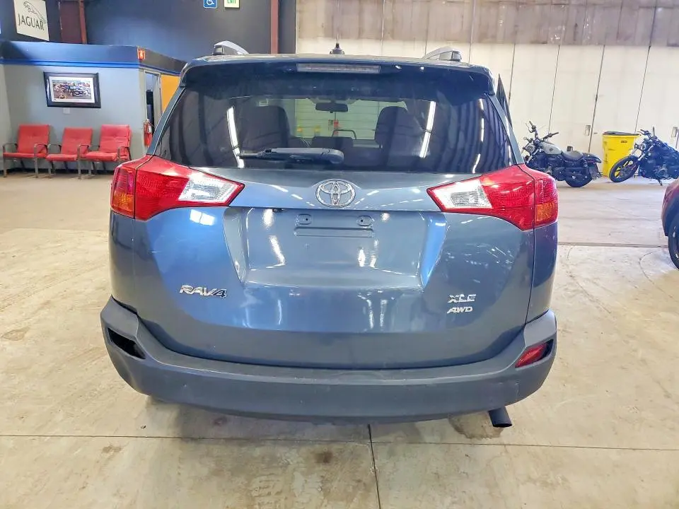 2013 TOYOTA RAV4 XLE  