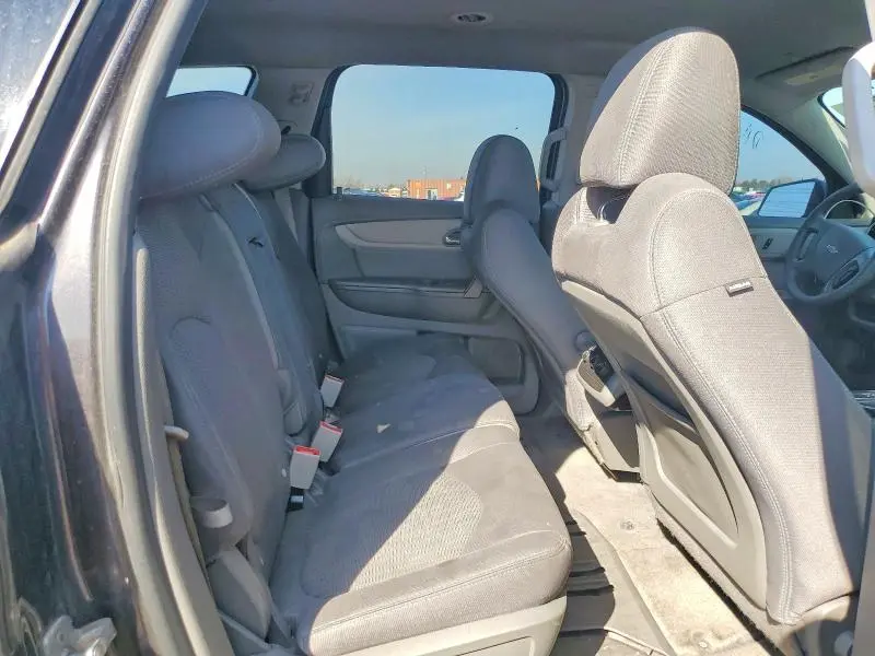 2016 CHEVROLET TRAVERSE LS  