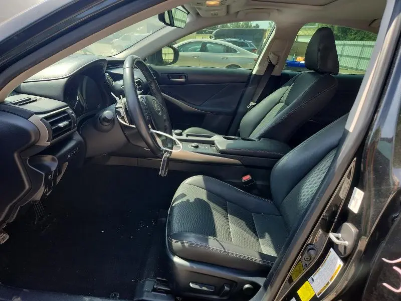 2019 LEXUS IS 300  