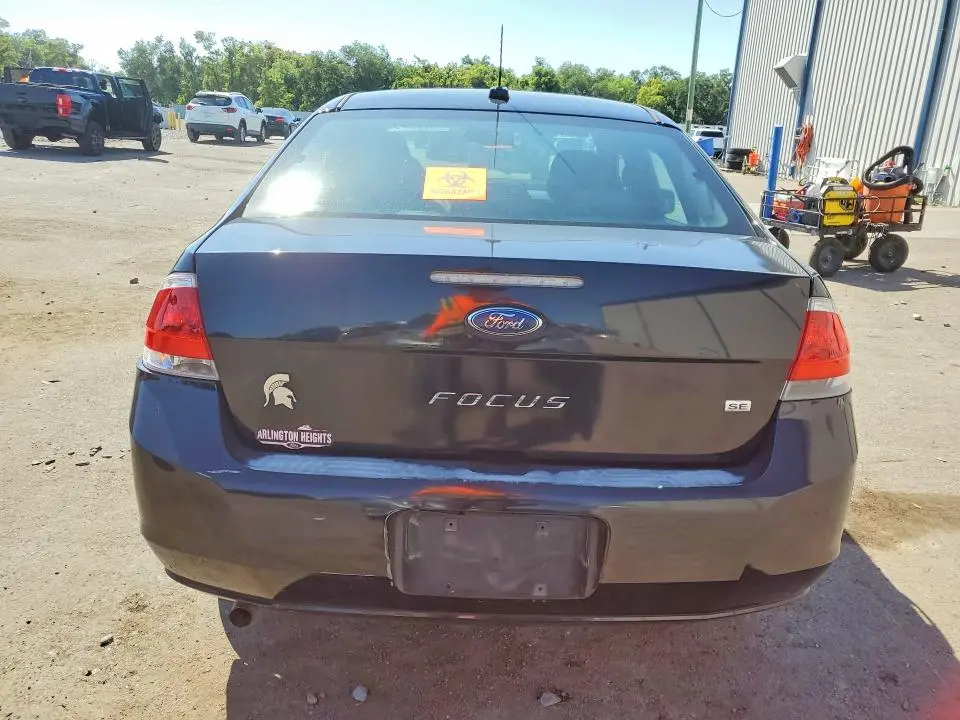 2010 FORD FOCUS SE  