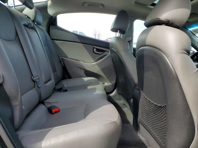 2012 HYUNDAI ELANTRA   