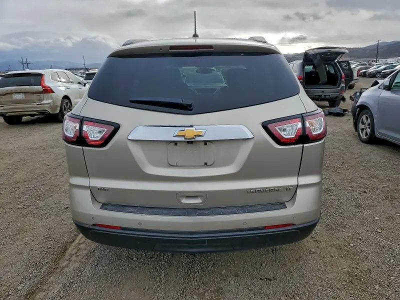 2015 CHEVROLET TRAVERSE LT  