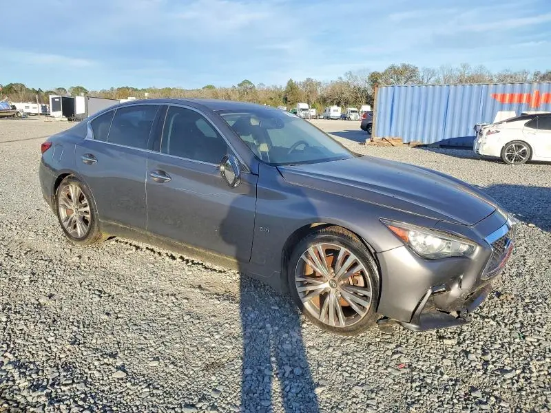 2018 INFINITI Q50 LUXE  