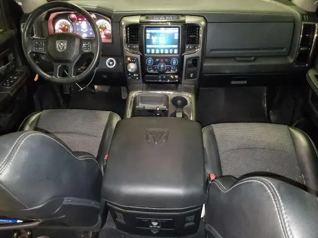 2018 RAM 1500 SPORT