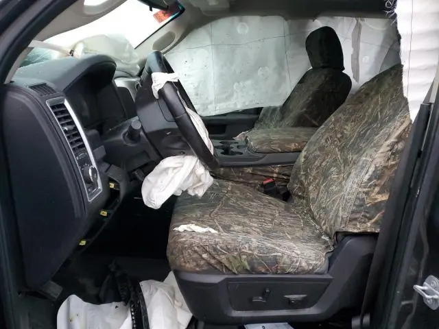 2014 RAM 1500 SLT  