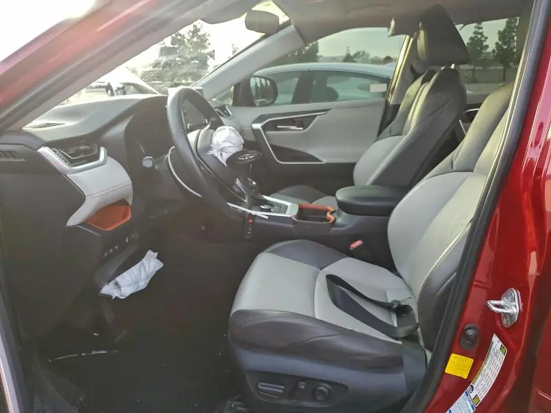 2019 TOYOTA RAV4 ADVENTURE  