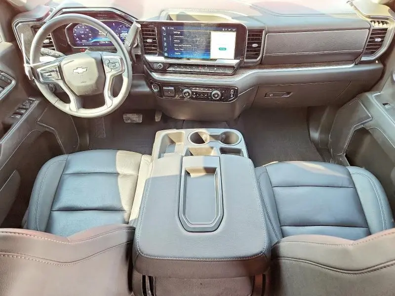2024 CHEVROLET SILVERADO C1500 LT  