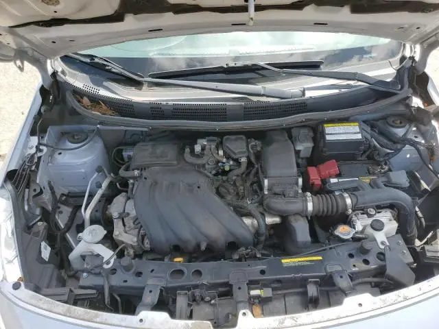 2019 NISSAN VERSA S  