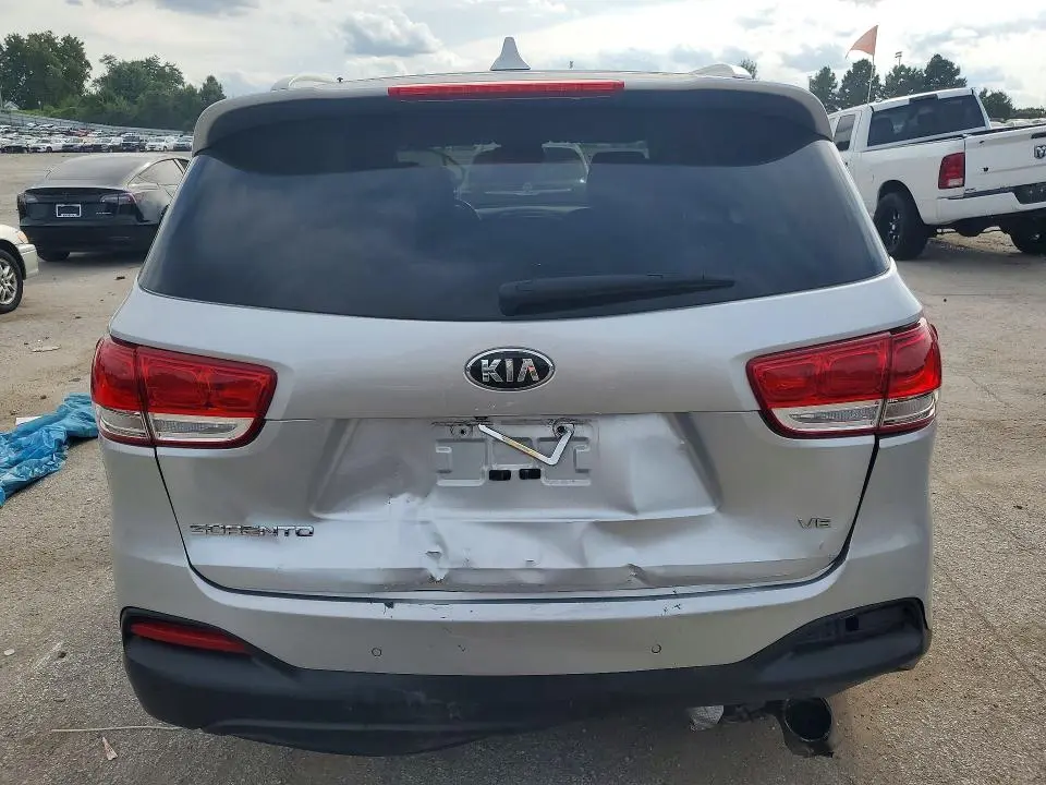 2016 KIA SORENTO LX V6  