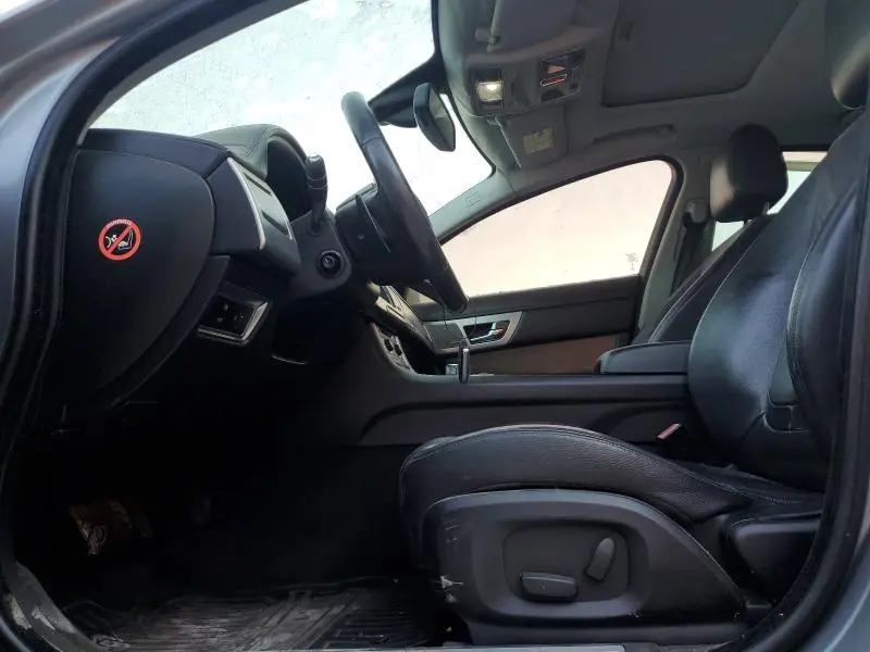 2015 JAGUAR XF 2.0T PREMIUM  