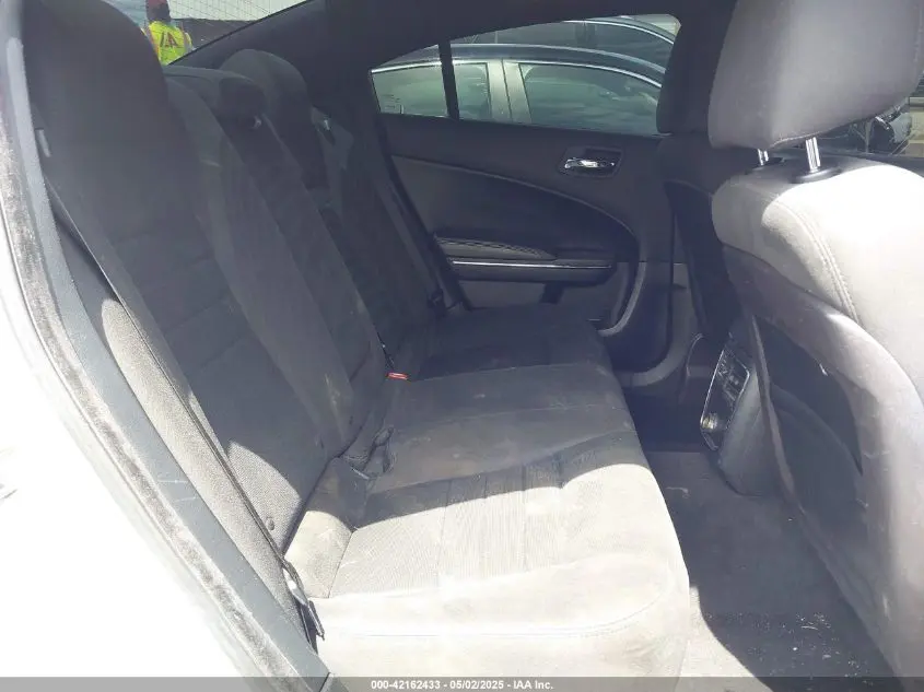 2012 DODGE CHARGER SE