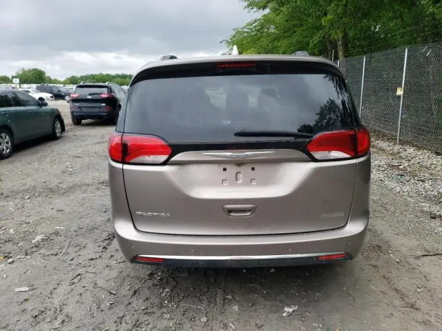 2017 CHRYSLER PACIFICA TOURING L  