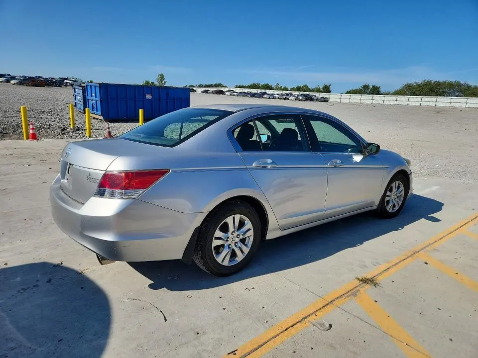 2010 HONDA ACCORD LXP  