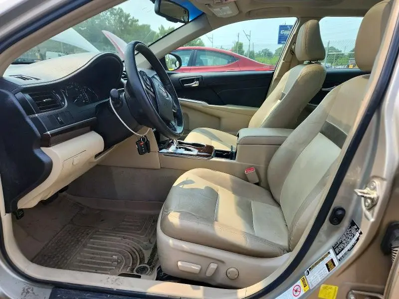 2014 TOYOTA CAMRY XLE  