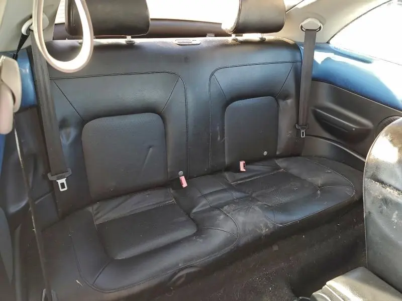 2010 VOLKSWAGEN NEW BEETLE   