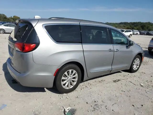 2017 CHRYSLER PACIFICA TOURING L  