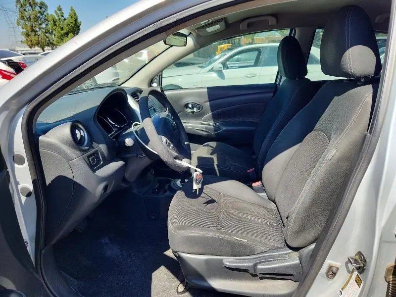 2017 NISSAN VERSA 1.6 SV  