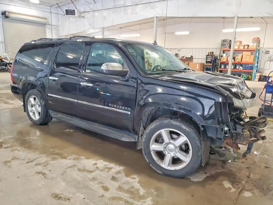 2013 CHEVROLET SUBURBAN K1500 LTZ  