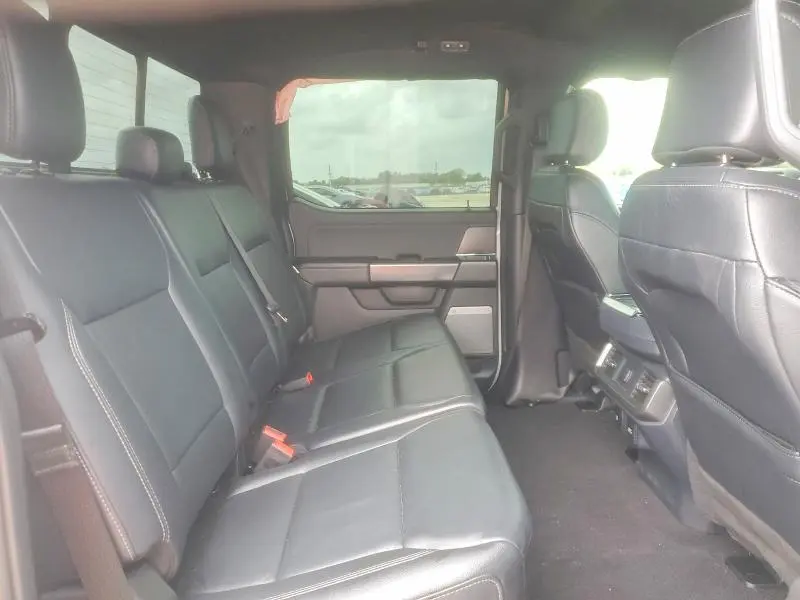 2024 FORD F150 XLT  