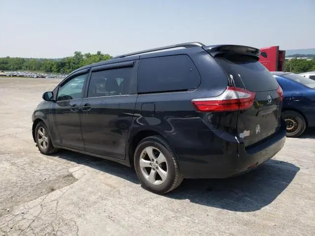 2017 TOYOTA SIENNA LE  