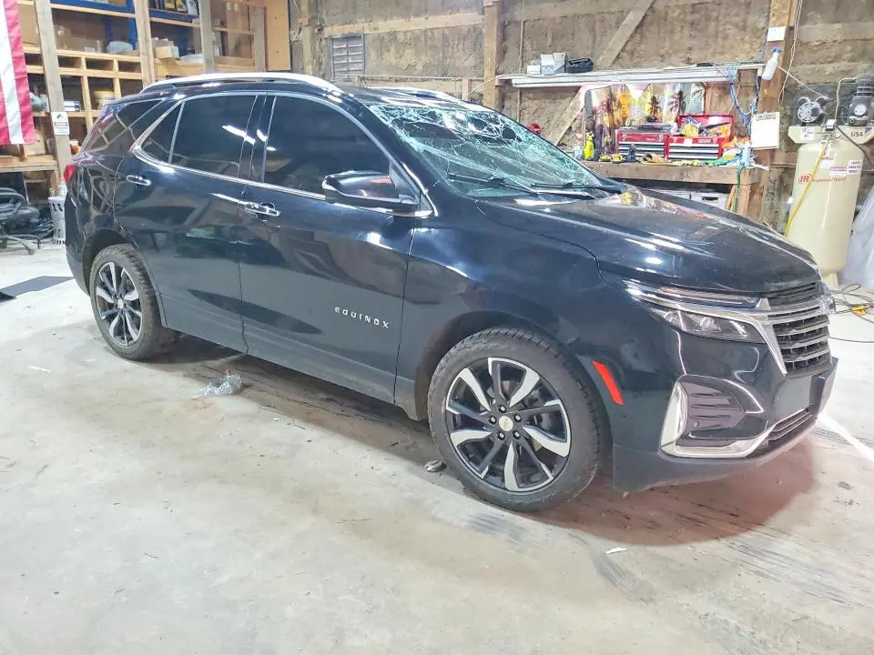2022 CHEVROLET EQUINOX PREMIER  