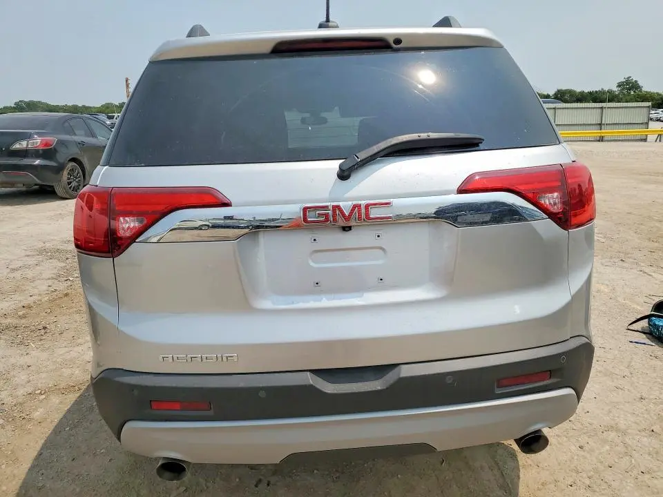 2017 GMC ACADIA SLE  