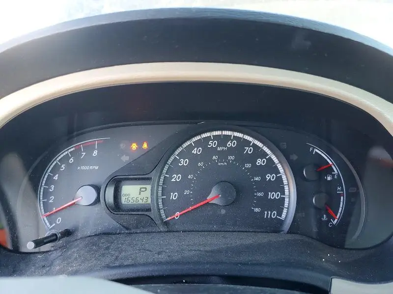 2012 TOYOTA SIENNA LE  