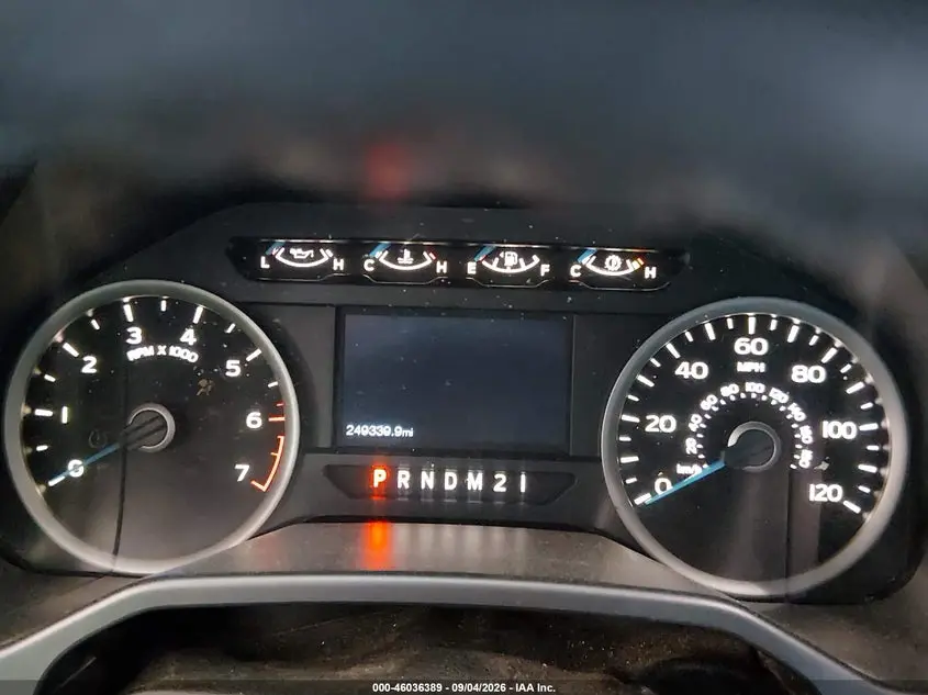 2015 FORD F-150 XLT