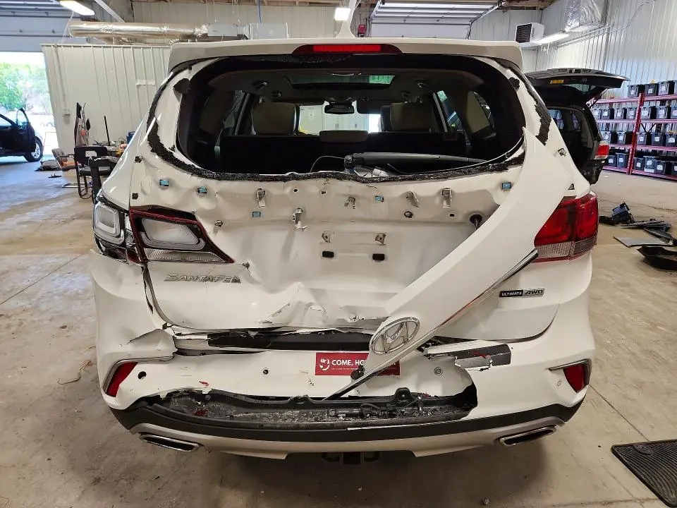 2017 HYUNDAI SANTA FE SE ULTIMATE  