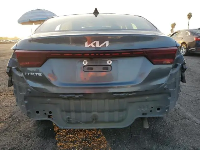 2022 KIA FORTE FE  