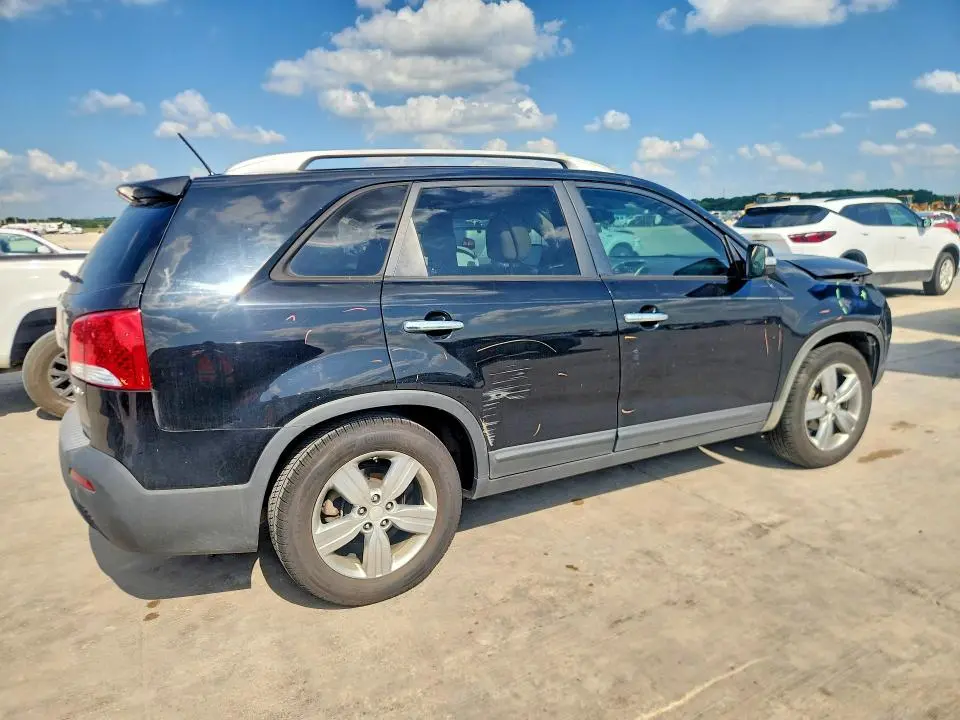 2013 KIA SORENTO EX  