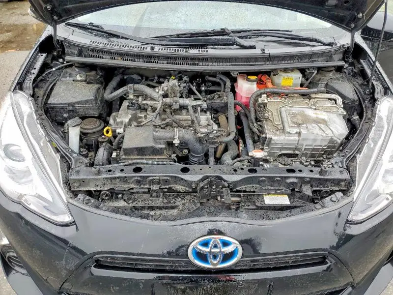 2015 TOYOTA PRIUS C TWO  