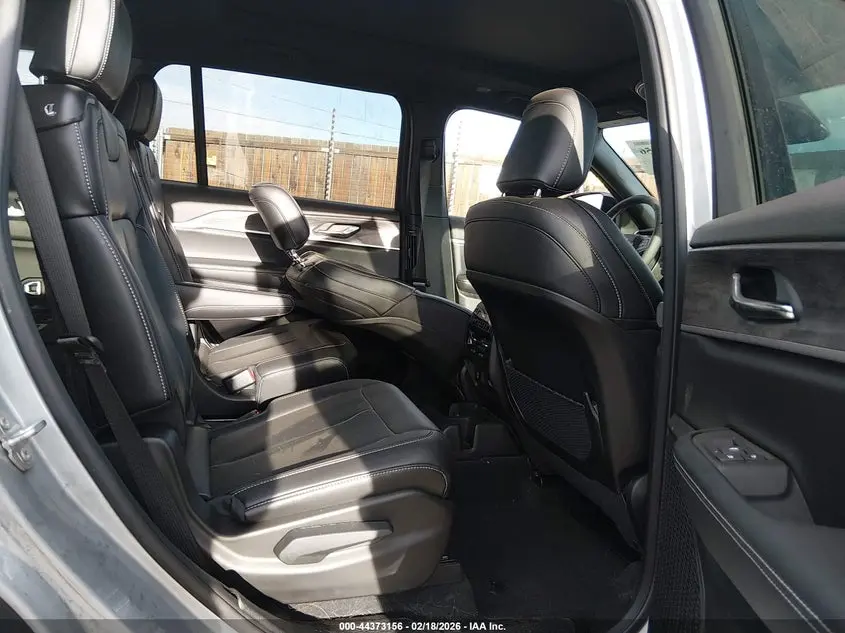 2025 JEEP GRAND CHEROKEE L LIMITED 4X4
