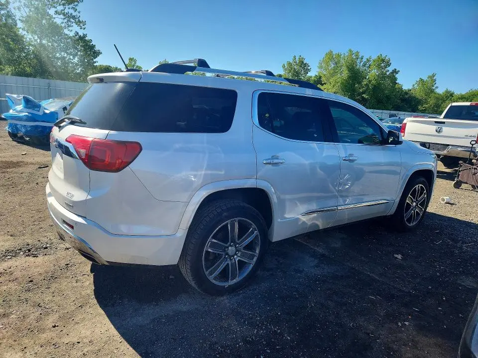 2018 GMC ACADIA DENALI  