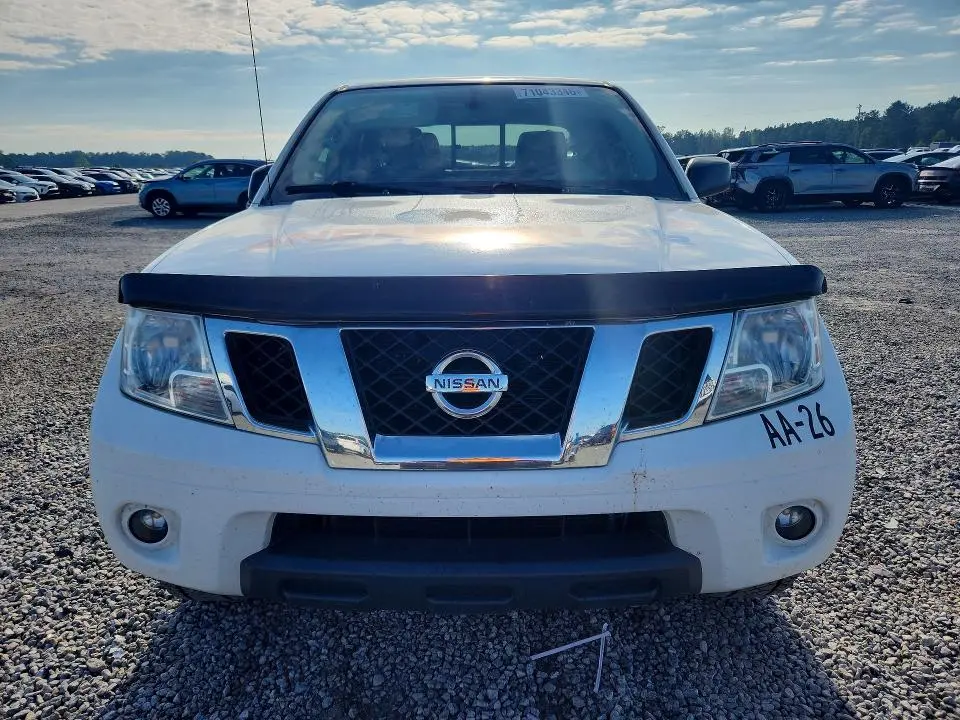 2019 NISSAN FRONTIER SV  